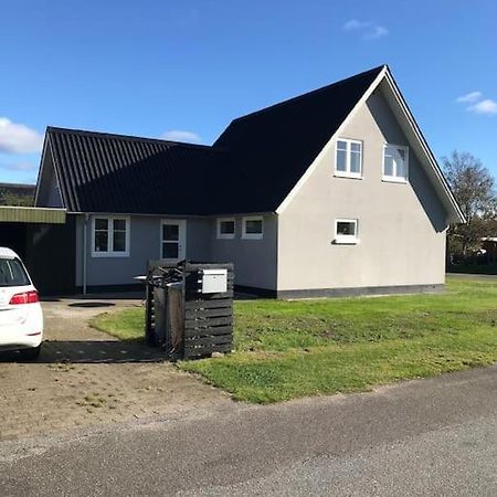 Hyggeligt Byhus Taet Ved Skov Og Togstation Aalbaek ภายนอก รูปภาพ