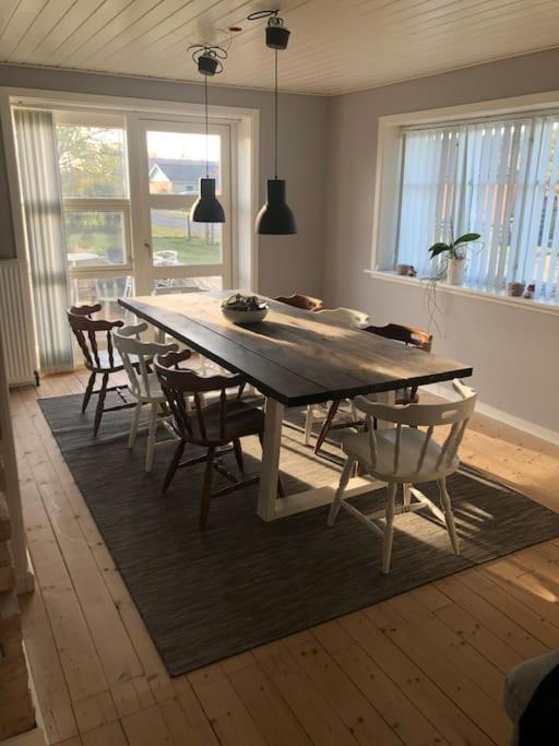 Hyggeligt Byhus Taet Ved Skov Og Togstation Aalbaek ภายนอก รูปภาพ